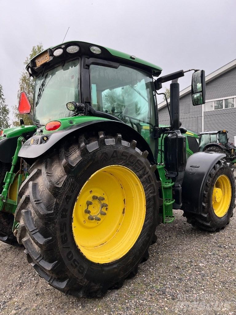 John Deere 6155 R Traktorer