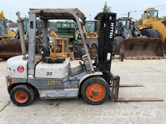 Hytsu S100 30 Dieselmotviktstruckar