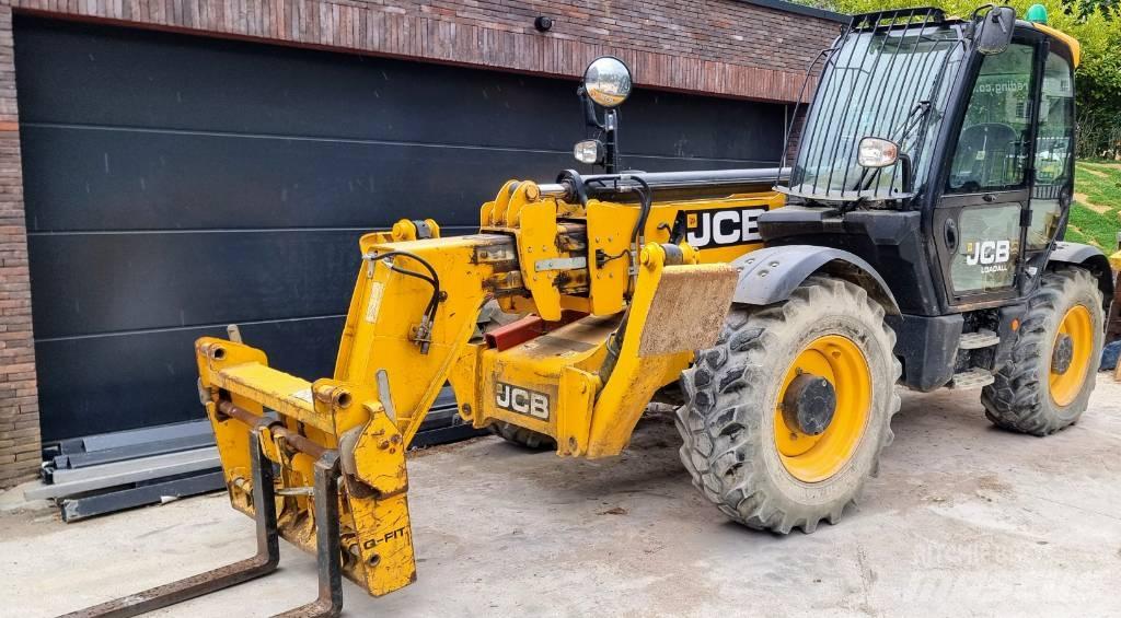 JCB 535-125 Hiviz Teleskoplastare