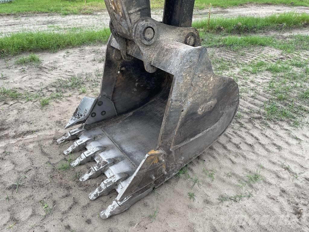 Volvo EC 220 EL Bandgrävare
