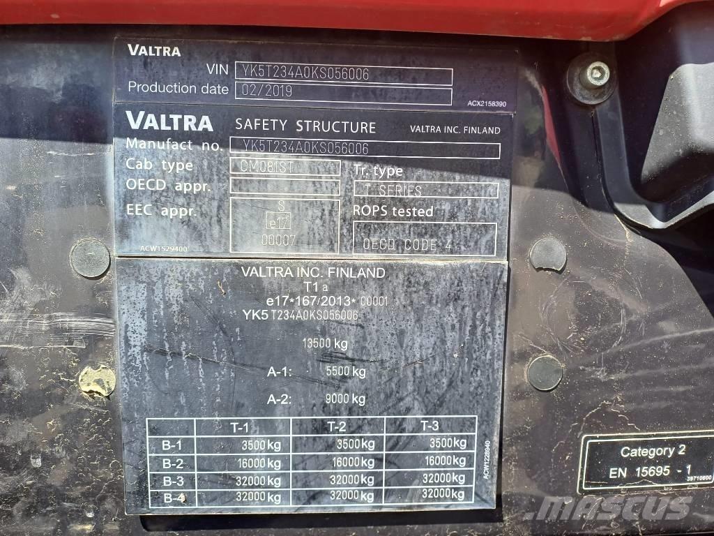 Valtra T 234 A Traktorer