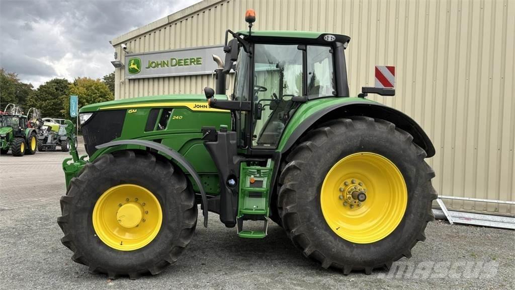 John Deere 6M 240 Traktorer
