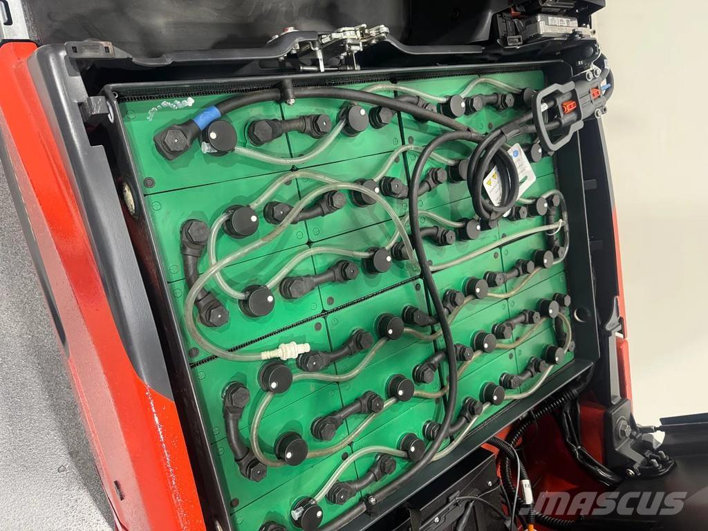 Linde E 16-02 Elmotviktstruckar