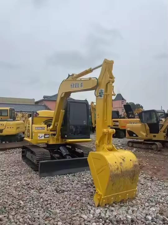 Komatsu PC70-8 Midigrävmaskiner 7t - 12t
