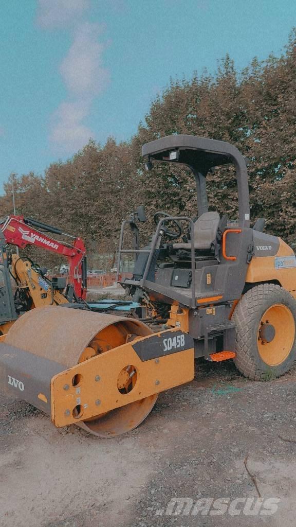 Volvo SD 45 B Envalsvältar