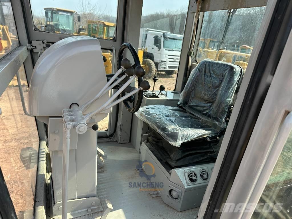 CAT 140H Väghyvlar