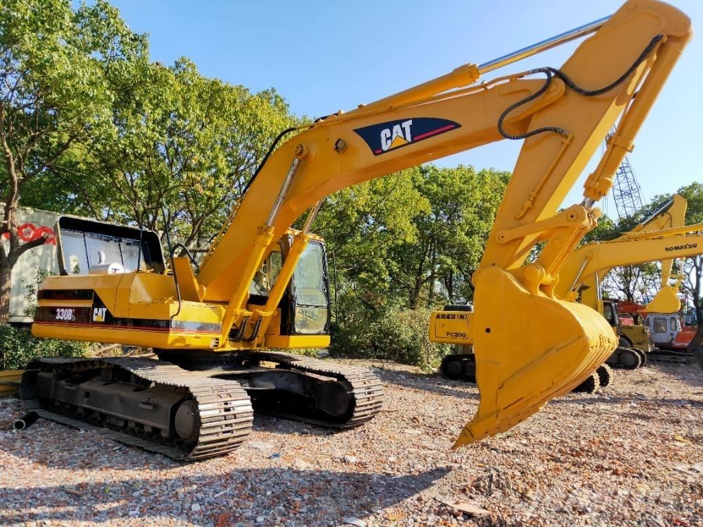 CAT 330BL Bandgrävare