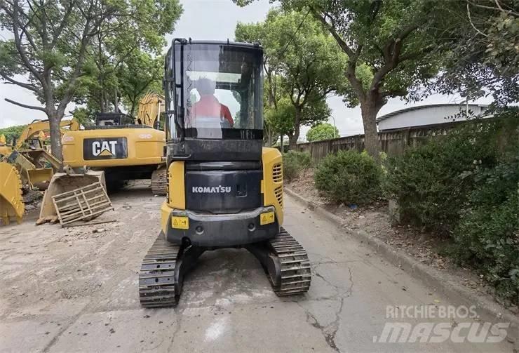 Komatsu PC35 Bandgrävare