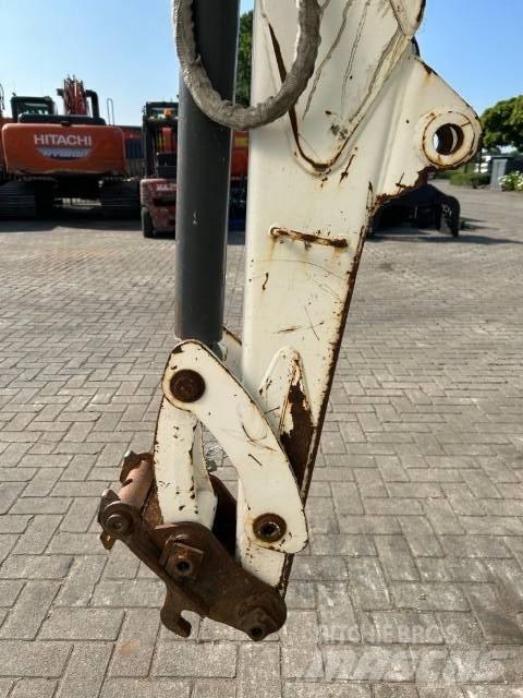 Bobcat 325 Minigrävare < 7t