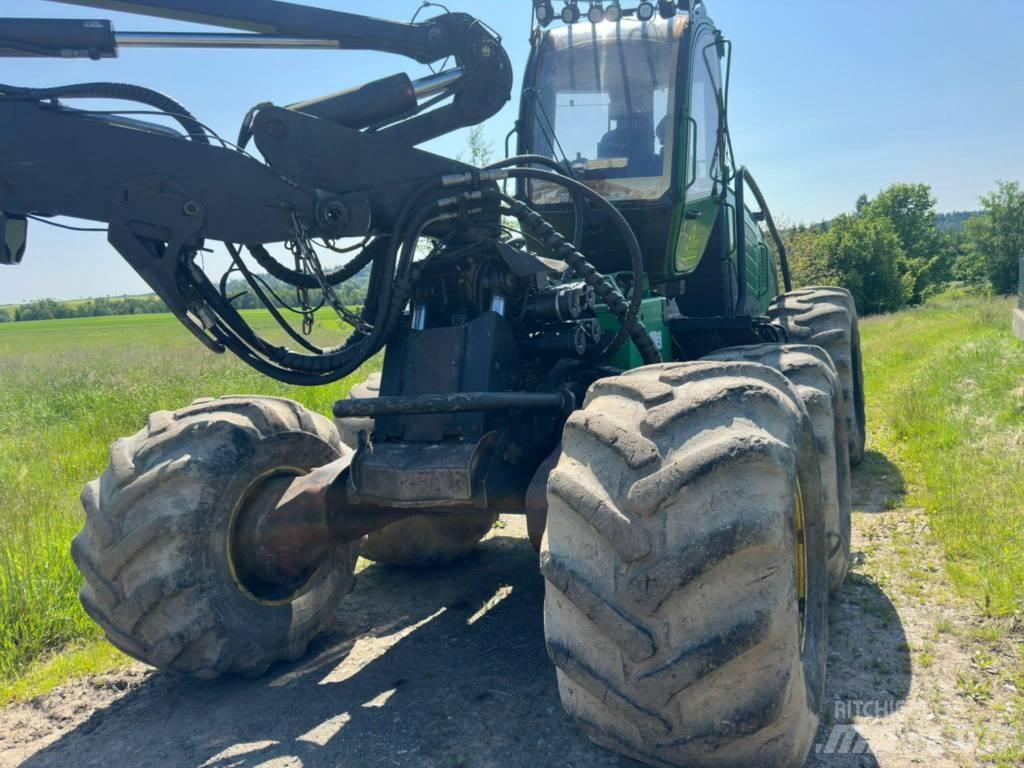 John Deere 1470 E Skördare