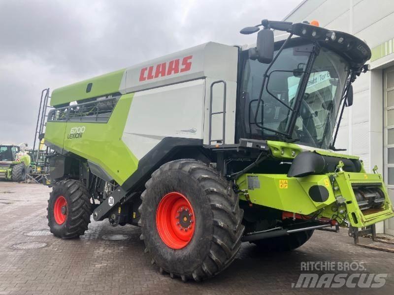 CLAAS LEXION 6700 Skördetröskor