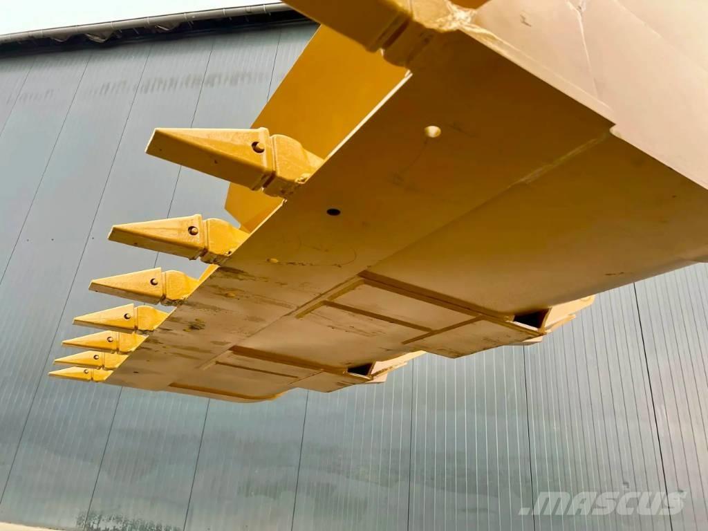 CAT 950K incl. Teeth Skopor