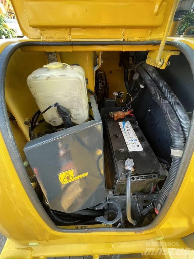 Komatsu PC 70-8 Minigrävare < 7t