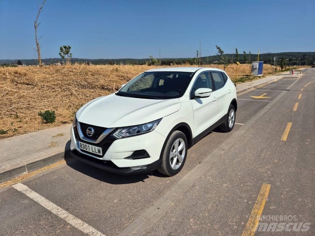 Nissan Qashqai Personbilar