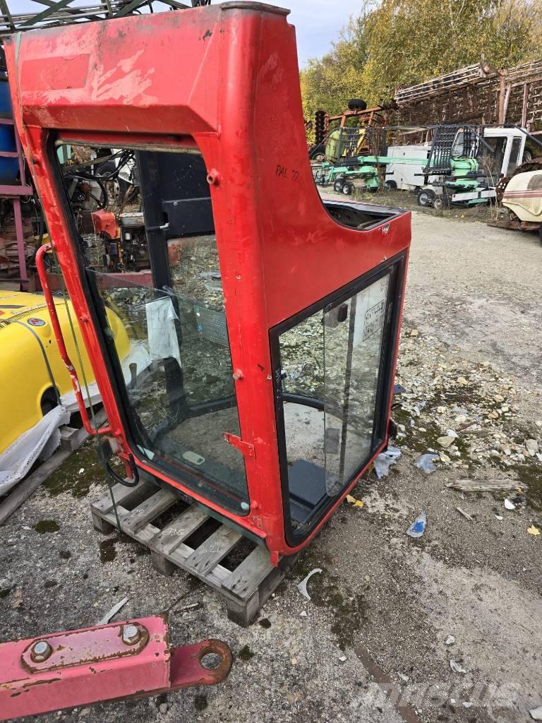 Yanmar Vio 25 Cabine Hytter och interiör