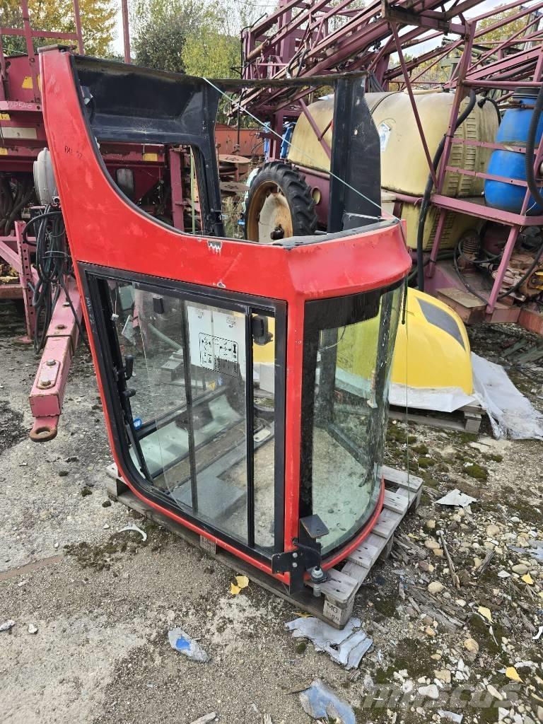 Yanmar Vio 25 Cabine Hytter och interiör