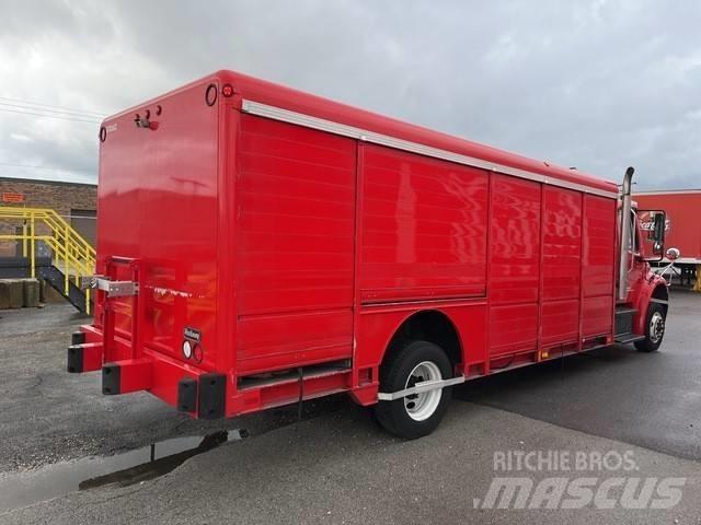 Freightliner M2 106 Lastbilar för dryckesleveranser