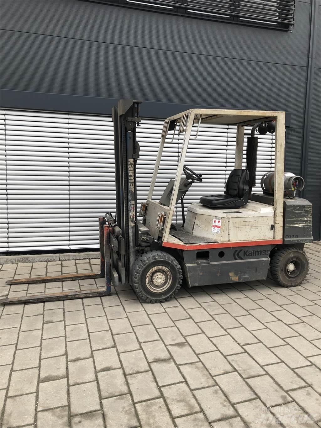 Kalmar COG3.OC Gasolmotviktstruckar
