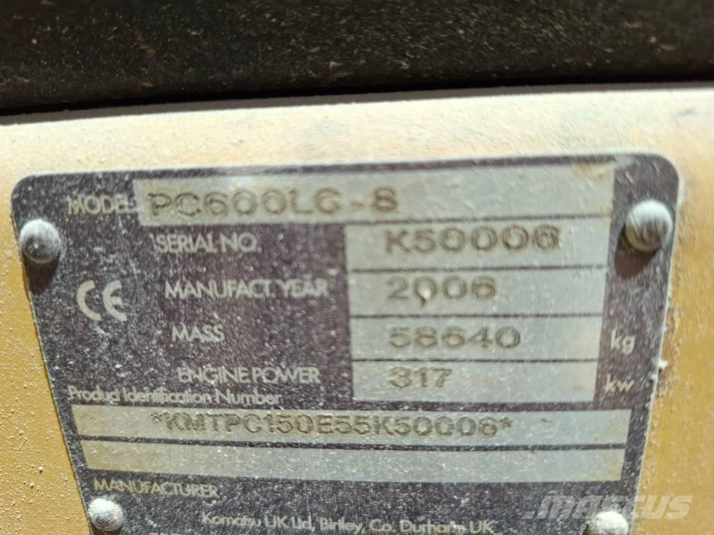 Komatsu PC 600 LC-8 Bandgrävare