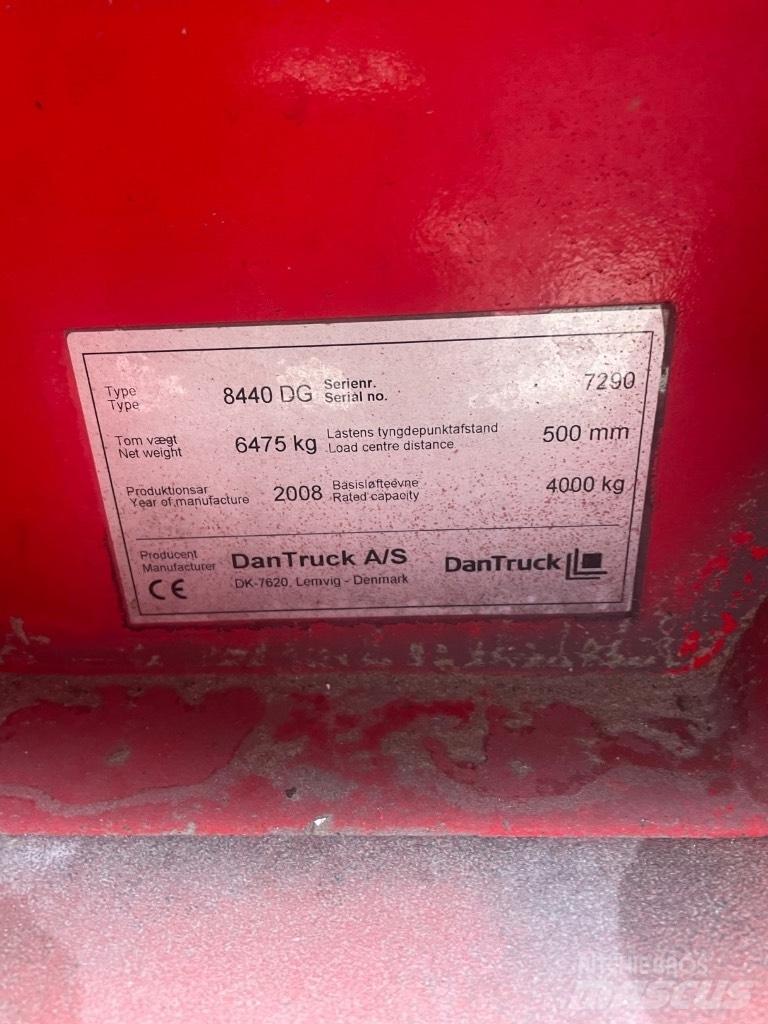 Dantruck 8440 Dieselmotviktstruckar