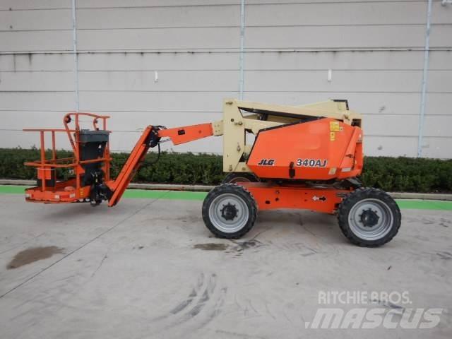 JLG 340AJ Bomliftar