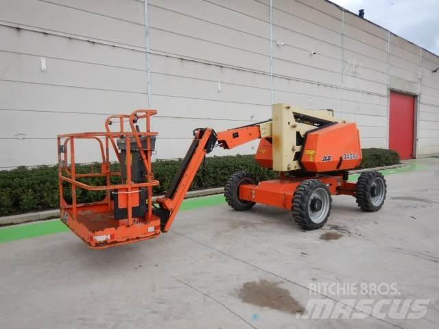 JLG 340AJ Bomliftar