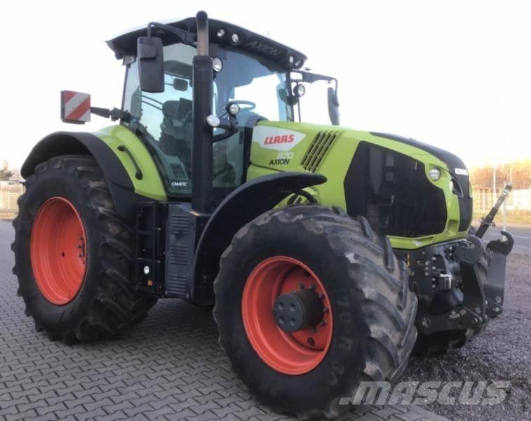 CLAAS AXION 870 Traktorer