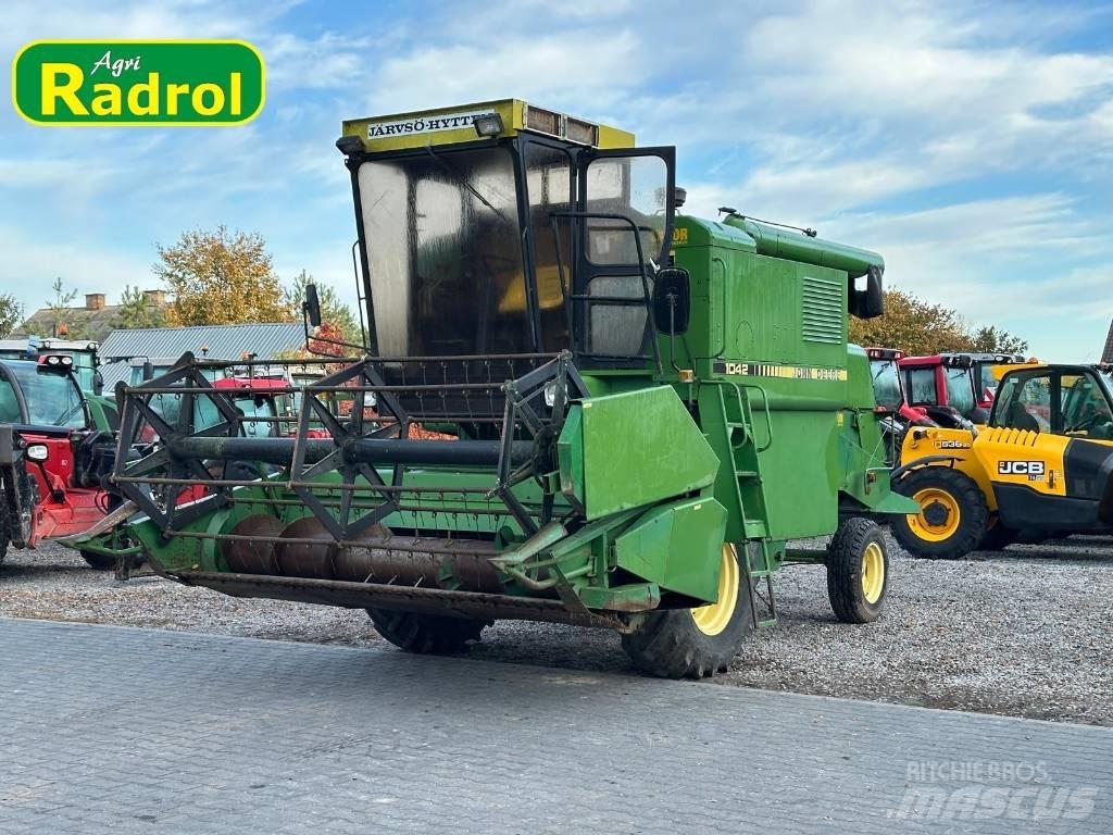 John Deere 1042 Skördetröskor