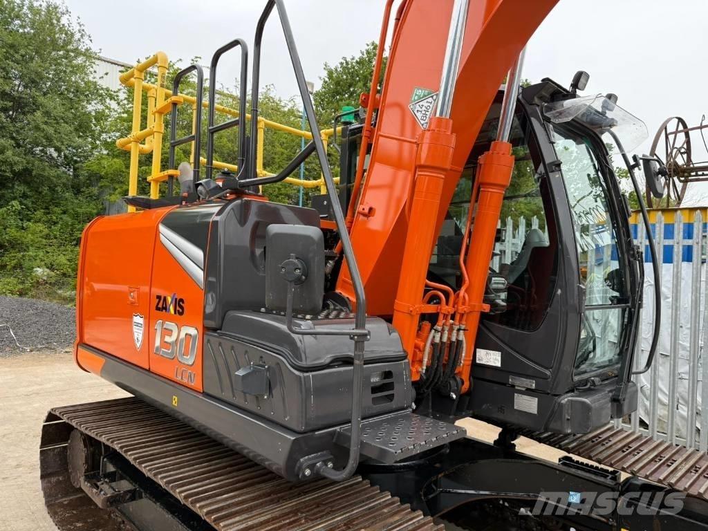 Hitachi ZX130-7 Bandgrävare