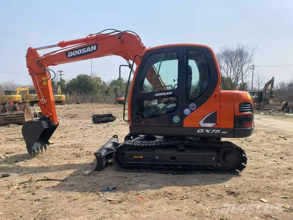 Doosan DX 75-9 C Midigrävmaskiner 7t - 12t