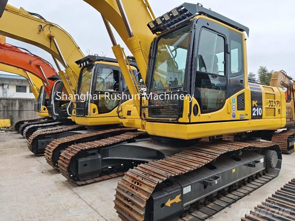 Komatsu PC210-8 Bandgrävare