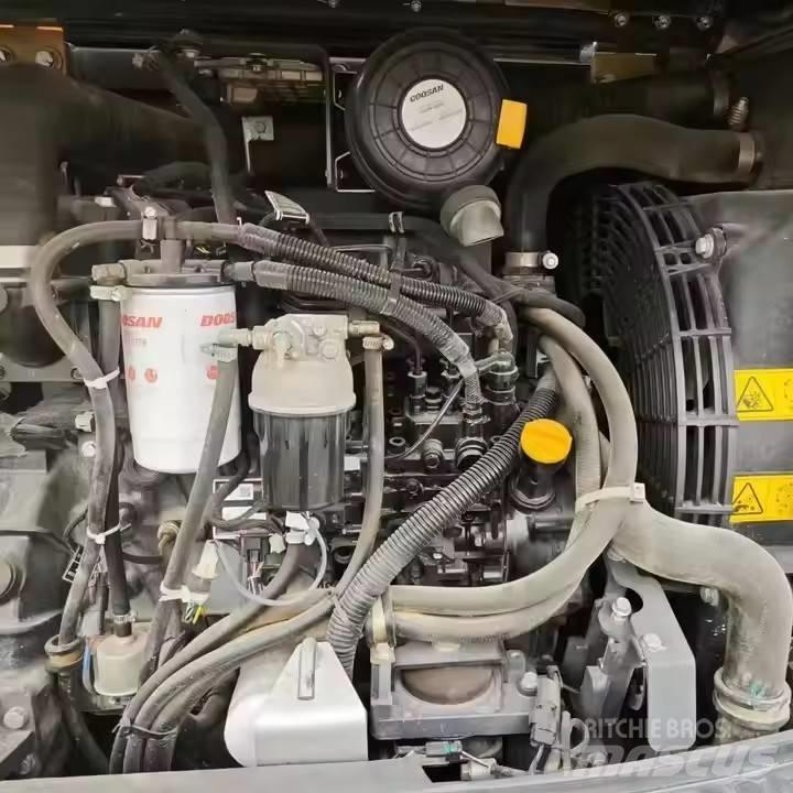 Doosan DX60W Hjulgrävare