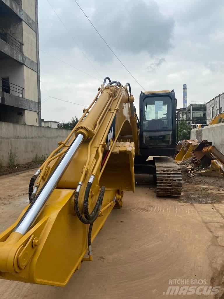 CAT 320 C Bandgrävare