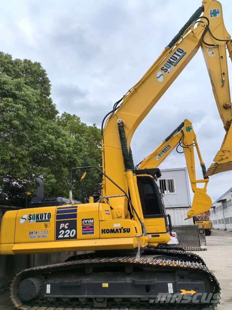 Komatsu PC 220-8 Bandgrävare