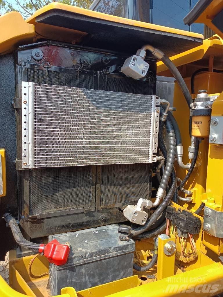 CAT 306 Minigrävare < 7t