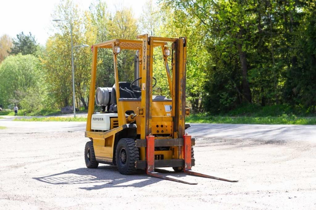 Toyota 02-4FG10 Gasolmotviktstruckar