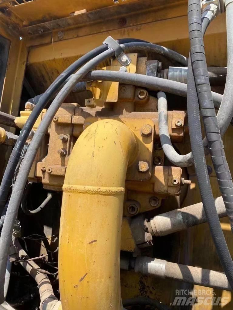 CAT 336 Bandgrävare