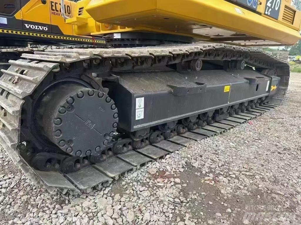 Komatsu 210-8 Bandgrävare