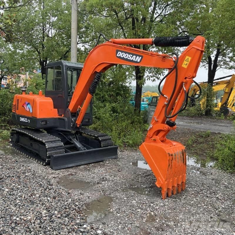 Doosan DH 60 Minigrävare < 7t