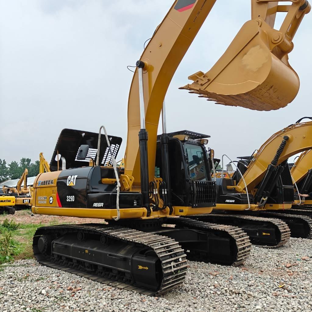 CAT 329 DD Bandgrävare