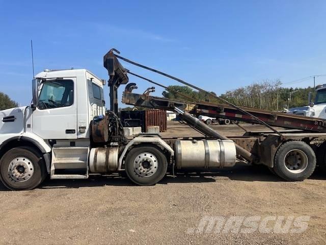 Volvo VHD Lastväxlare med kabellift