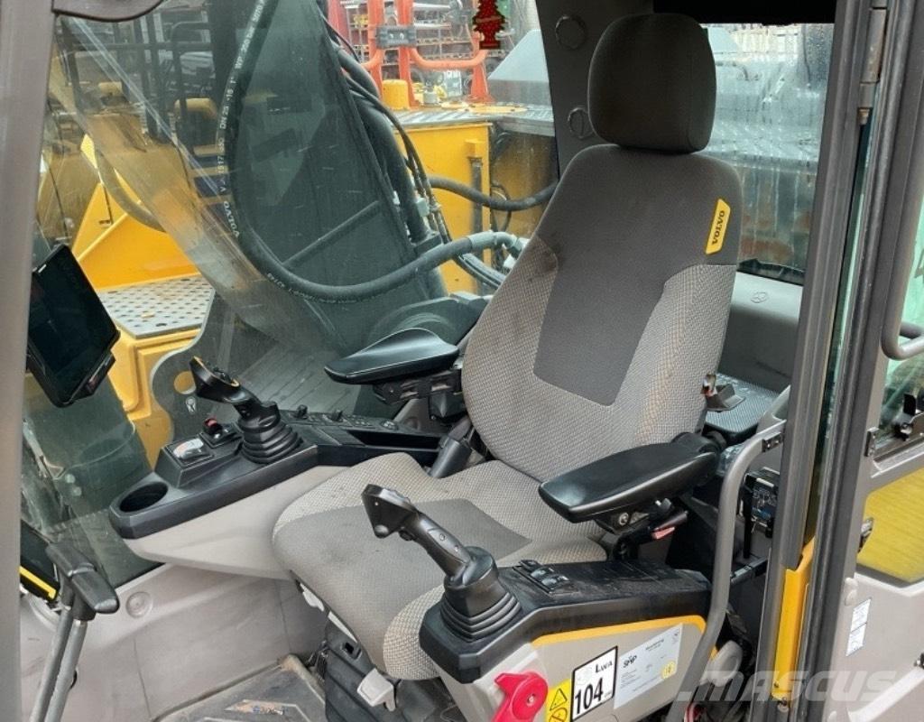 Volvo EC 300 EL Grävlastare