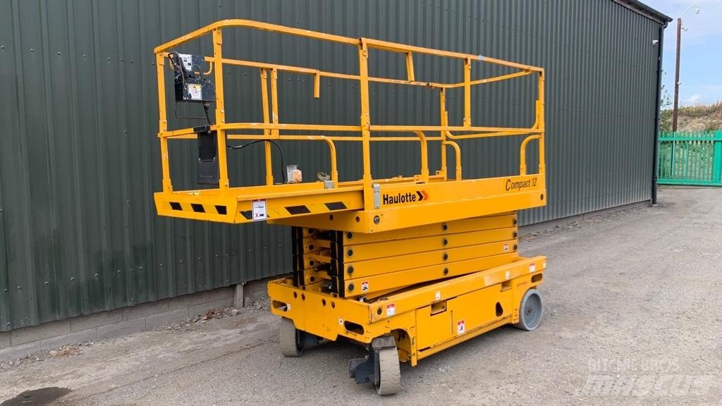 Haulotte Compact 12 Saxliftar