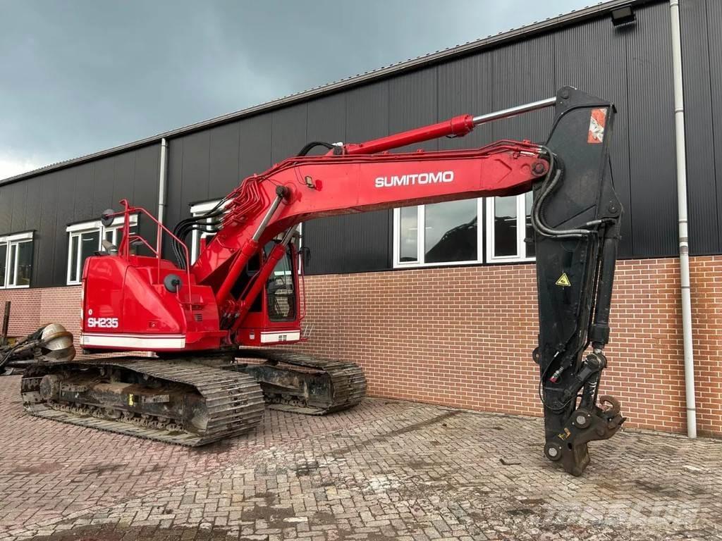CASE CX235C SR Bandgrävare