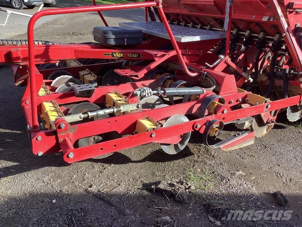 Väderstad Rapid300C Kombisåmaskiner
