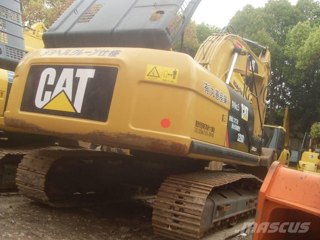 CAT 326D Bandgrävare