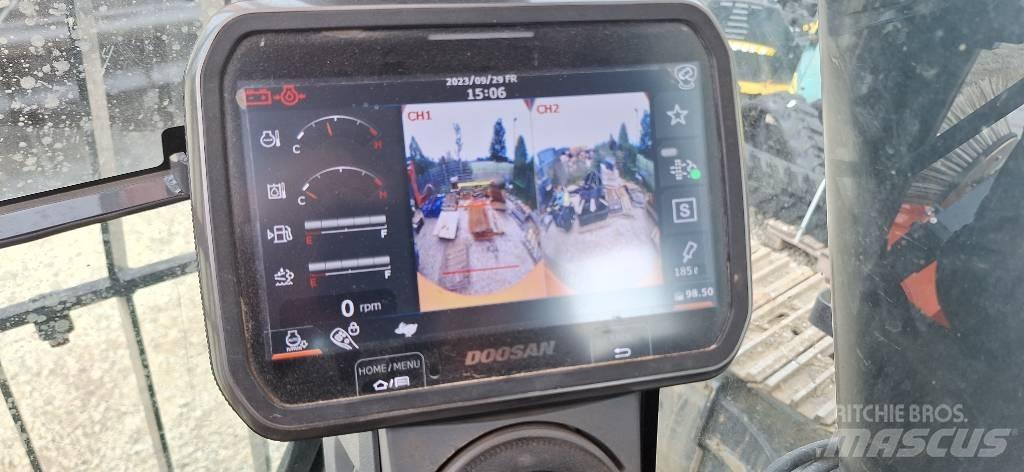 Doosan DX 210 LC-7 Bandgrävare