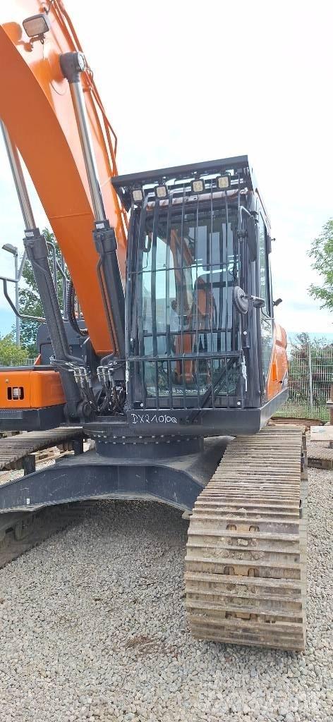 Doosan DX 210 LC-7 Bandgrävare