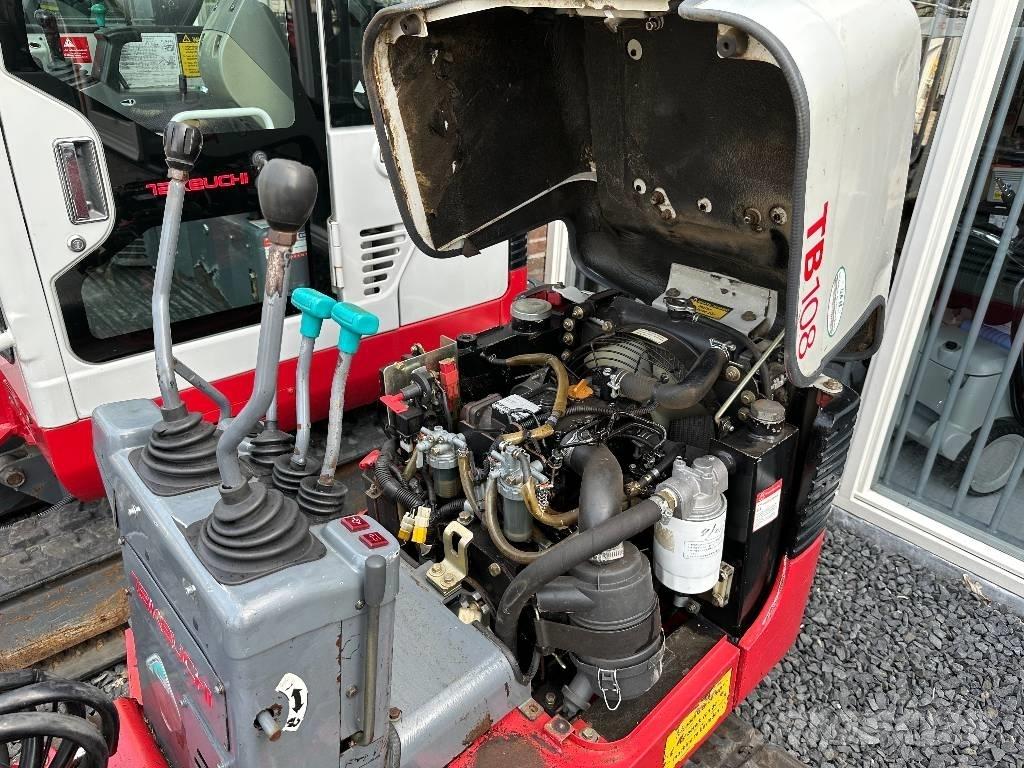 Takeuchi TB108 Minigrävare < 7t