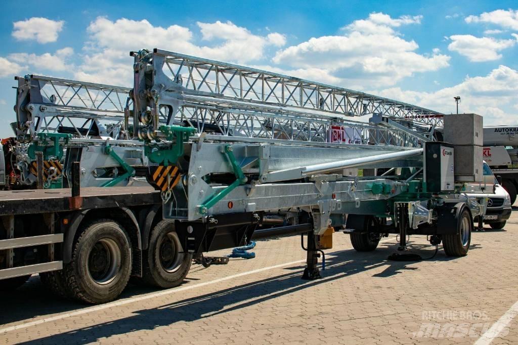 Cattaneo CM 221 Byggkranar